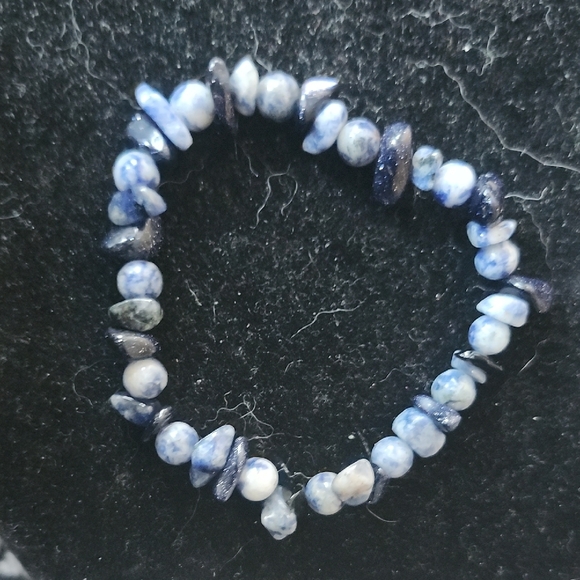 Handcrafted Midnight Insight Bracelet - Picture 3 of 6